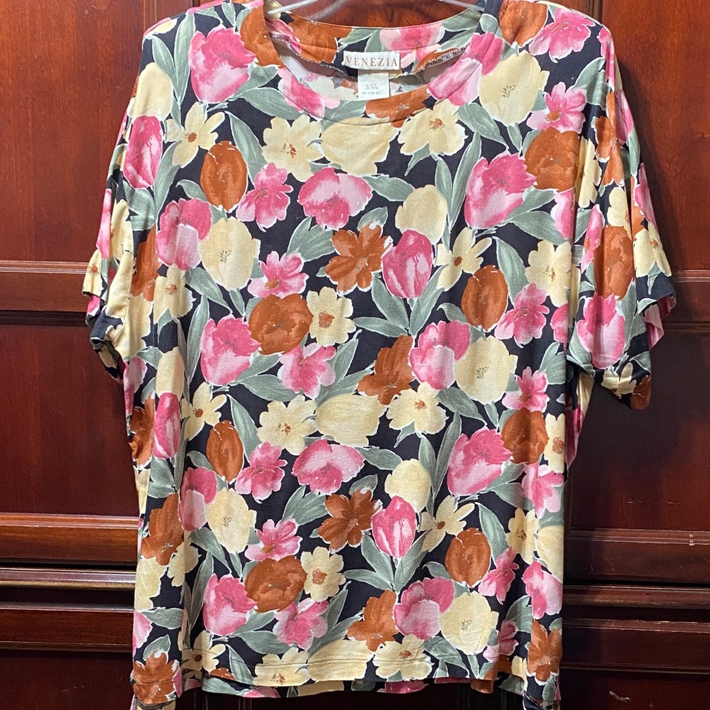 Venezia vintage Multicolor Floral plus size 26/28 tunic top